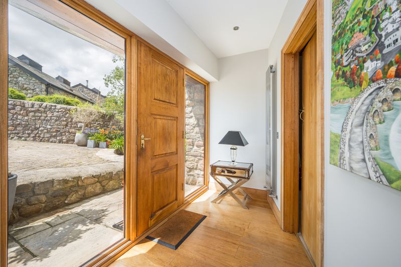 Entrance Hall- click for photo gallery